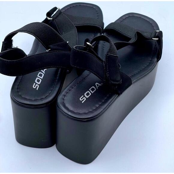 SODA Black Platform Sandals with Adjustable Straps 3" Size 8.5 NWOT - Picture 1 of 6